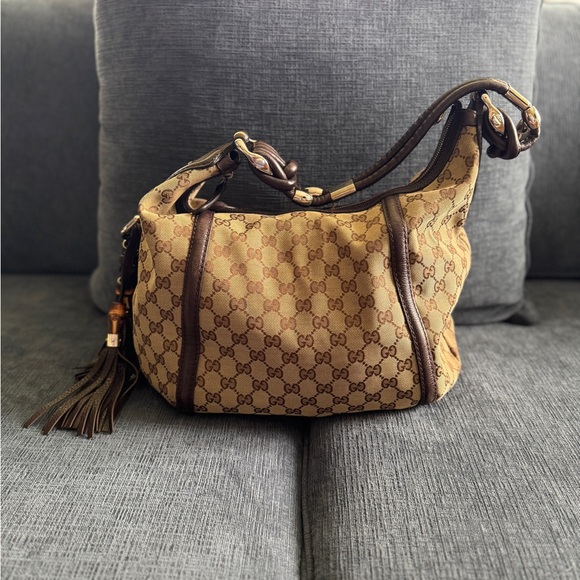 Gucci Beige and Brown Shoulder Bag - Picture 2 of 7